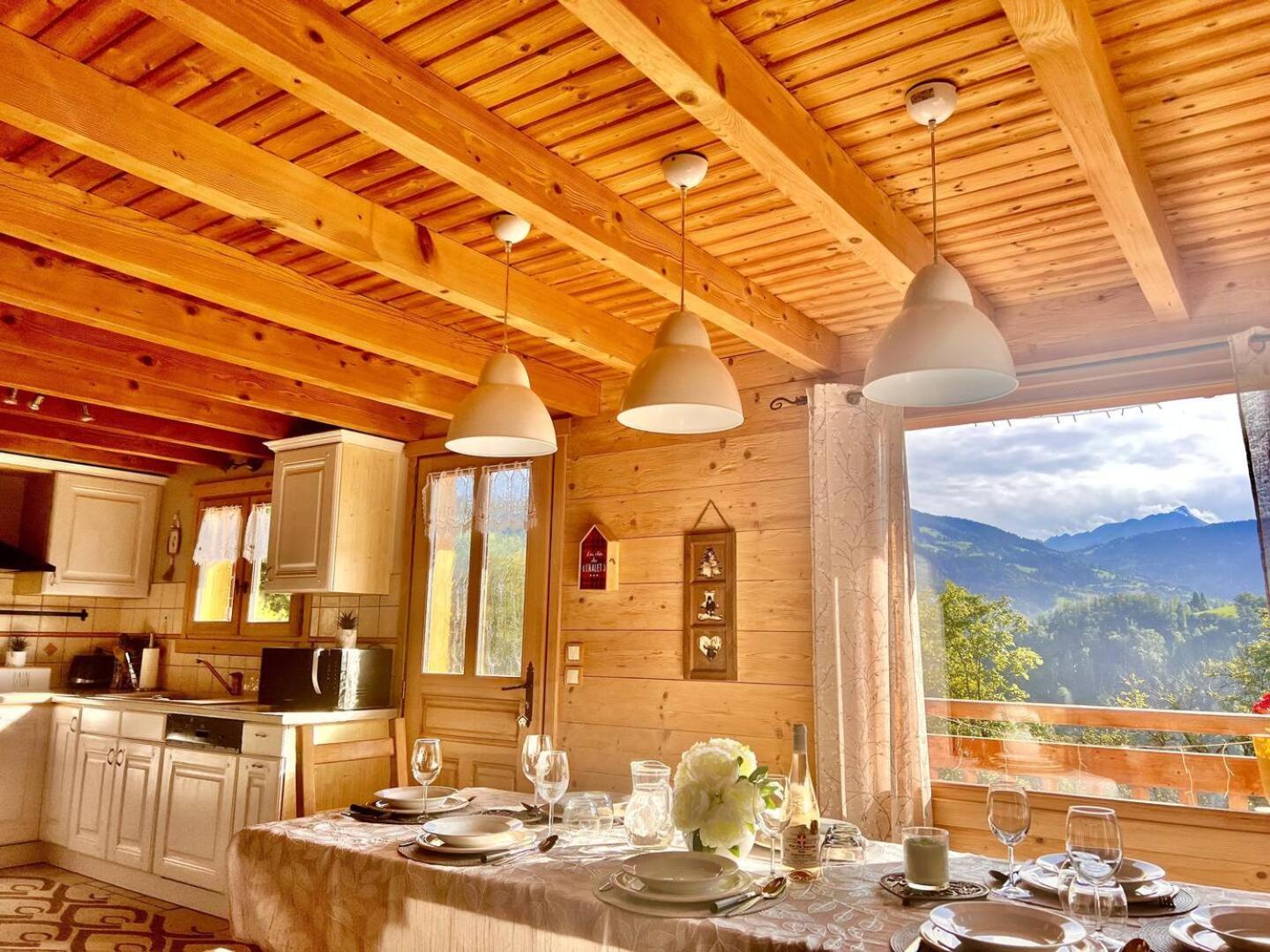 Chalet Charming Family For 8 People, With Private Hot Tub